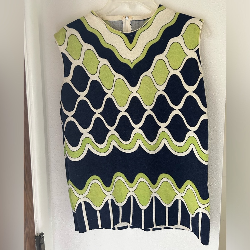 60’s retro top- medium